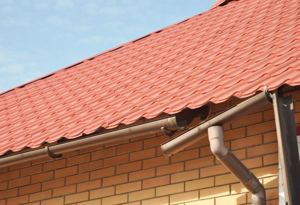 Loose Gutter Repair in Kansas City