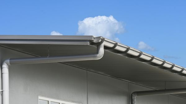 Eavestrough Service in Kansas City